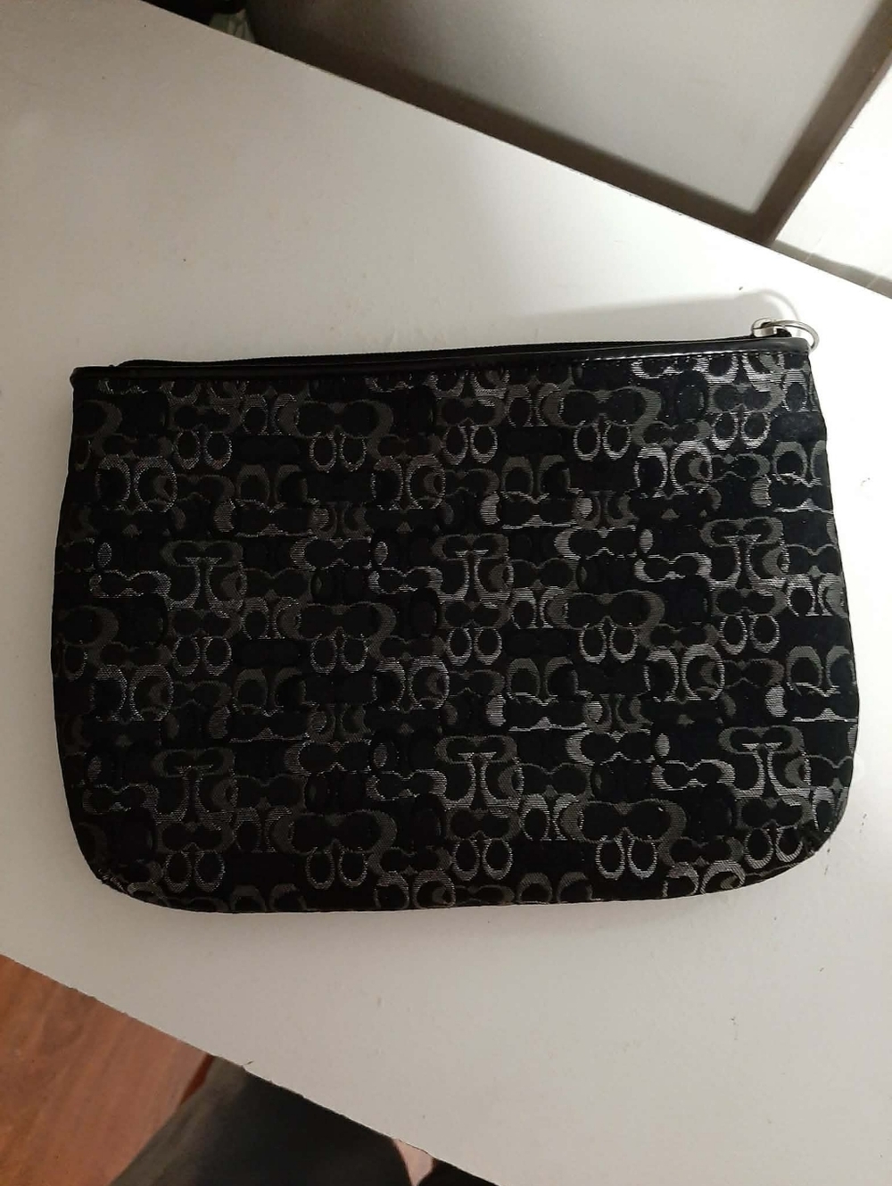 COACH Optic Metallic Mini Signature Logo Cosmetics Case - Picture 3 of 7